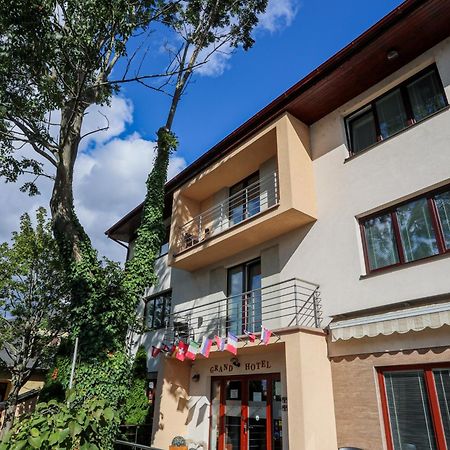Grand Hotel Senica, Garni 외부 사진